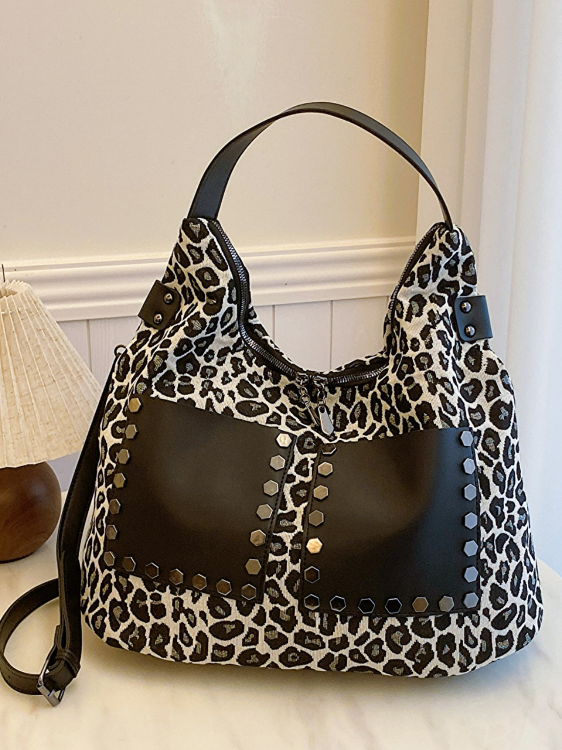 Leopard Polyester Shoulder Bag with Zippers